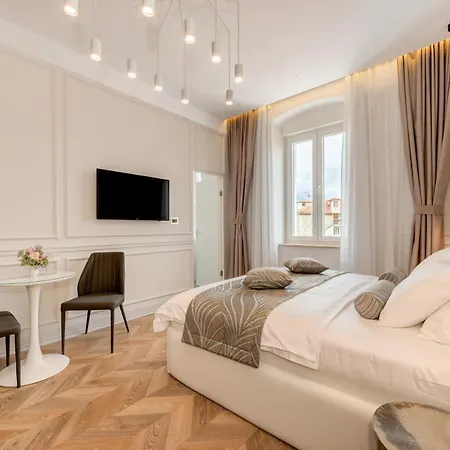 Vendégház Luxury L'avenue 2 Split