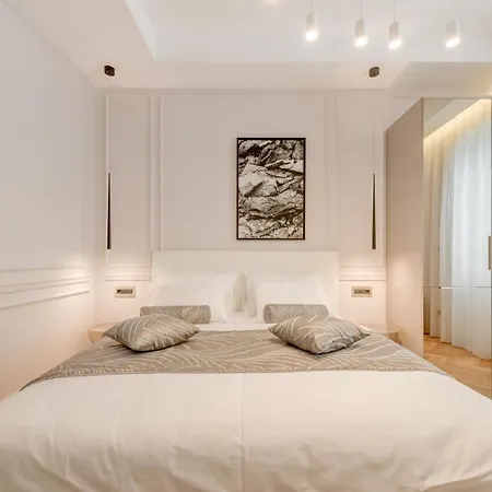 Luxury L'avenue 2 Gasthuis 4*