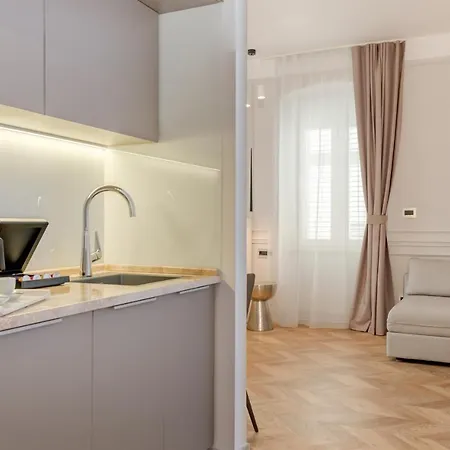 Luxury L'avenue 2 Vendégház Split