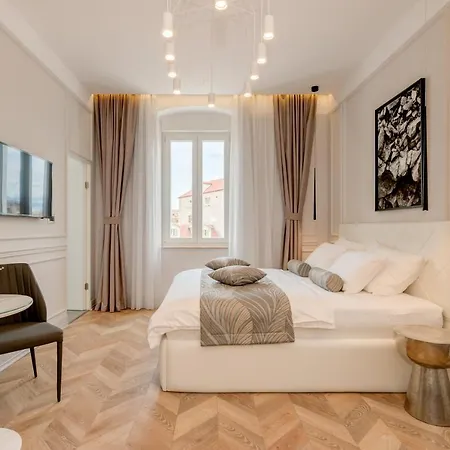 Vendégház Luxury L'avenue 2 Split